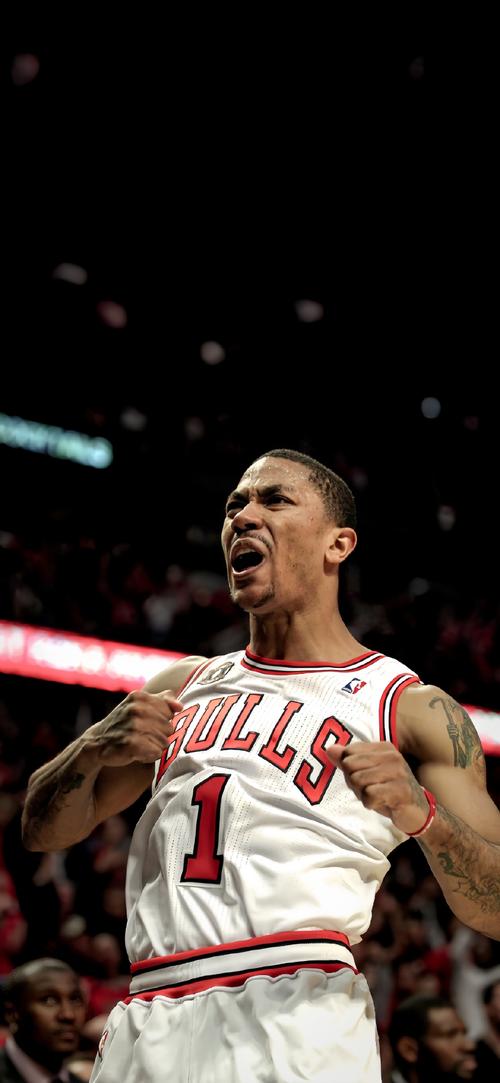 中国男篮关键时刻连丢3篮板，连续追分最后功亏一篑