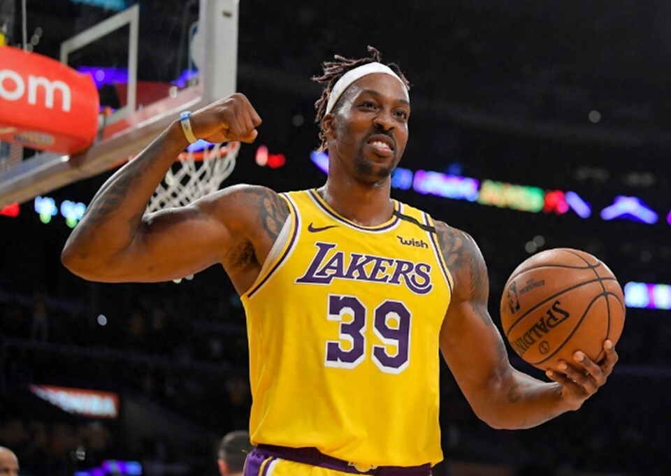 半场战报：申花2-0津门虎，阿苏埃破门，吴曦点射