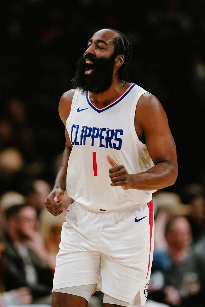 费兰·托雷斯戴帽斩获赛季11球，超越莱万距离姆巴佩5球