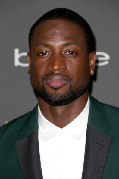 这下真是把足球踢成了艺术