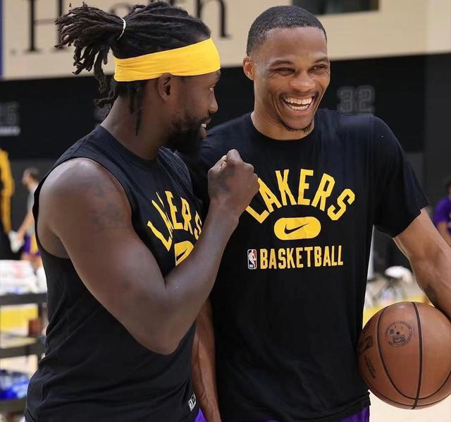 徐正源：希望球员们不要忘记今年的遗憾，在冬训更加努力