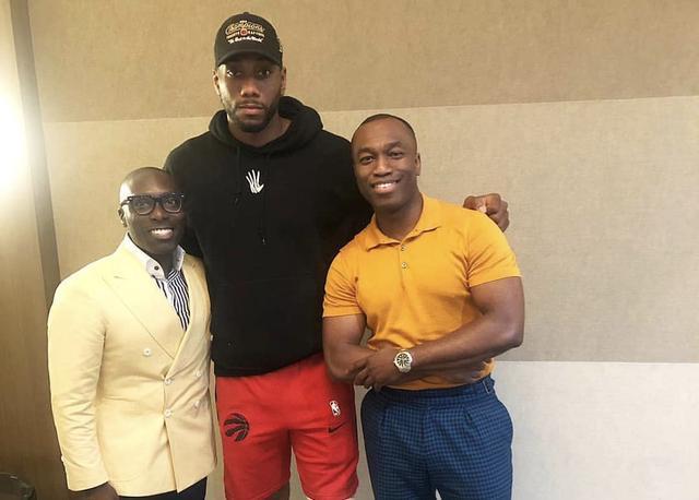 娄一晨谈斯卢茨基：他对自己的战术有近乎痴迷的坚持