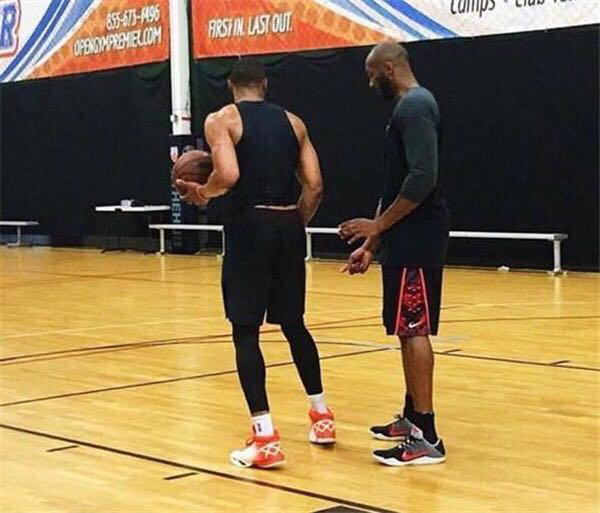 利物浦欧冠小组赛客场取分