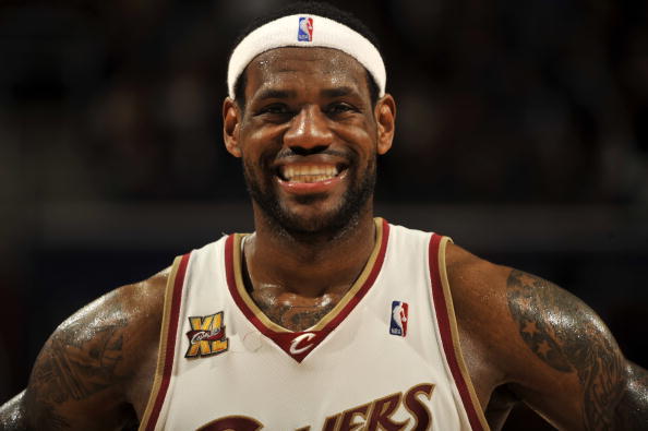 半场战报：葡萄牙体育2-0布鲁日，路易斯-苏亚雷斯传射