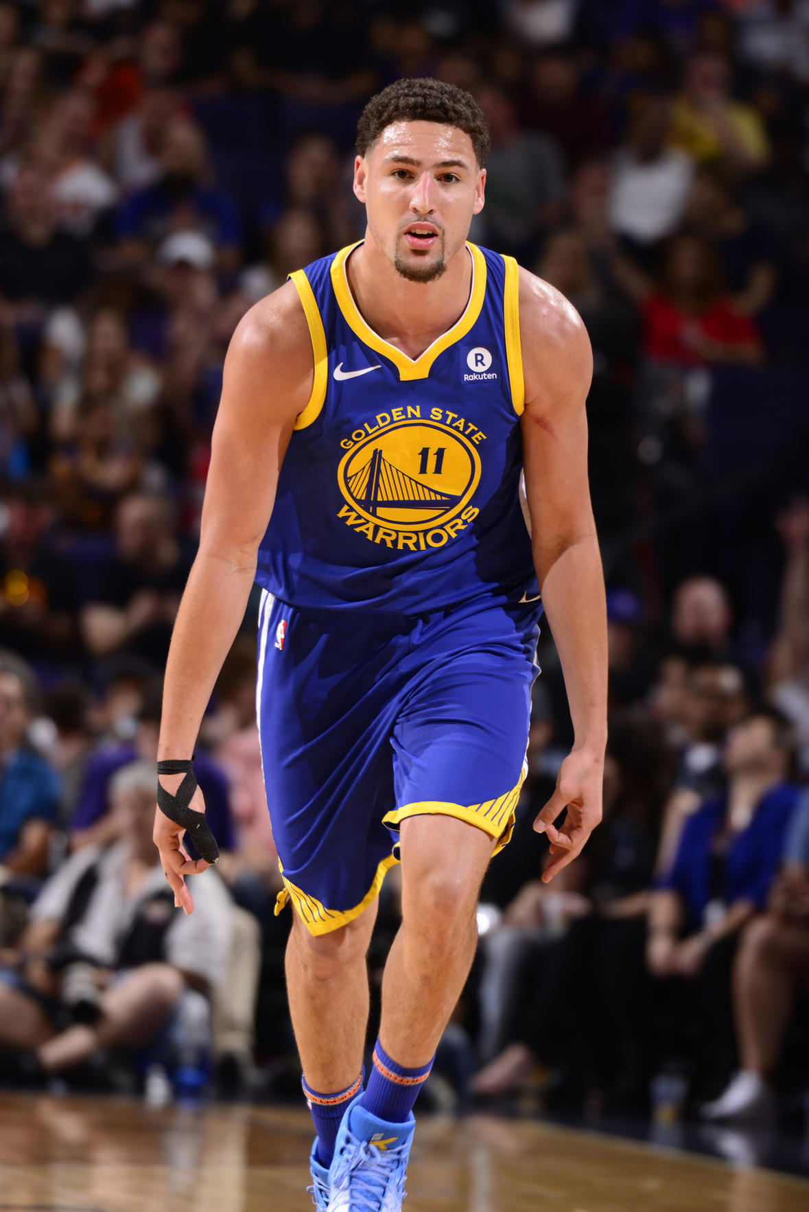 马不停蹄！美媒：东契奇已乘坐私人飞机返回美国